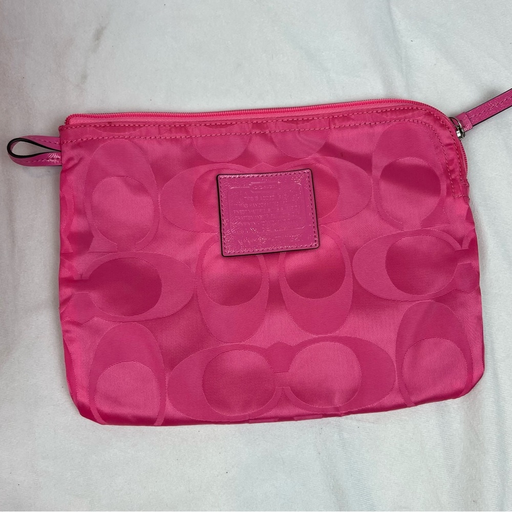 Coach Getaway Signature Fuchsia Nylon Large Packable Weekender Tote Bag F77321 - Picture 15 of 16